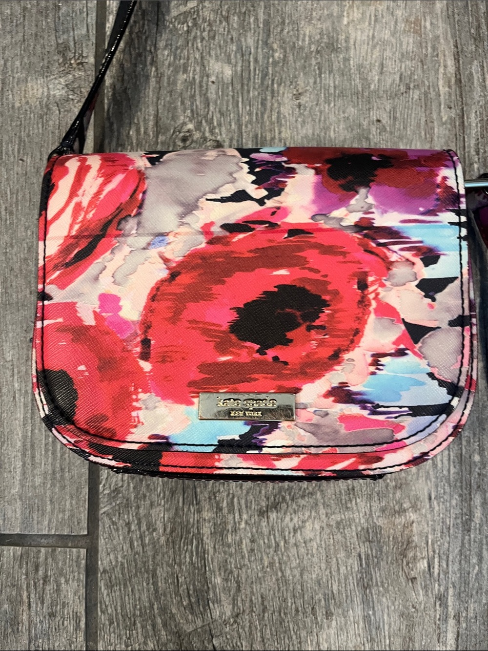 Kate Spade Carson mini Crossbody